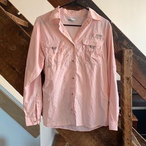Women’s Columbia shirt